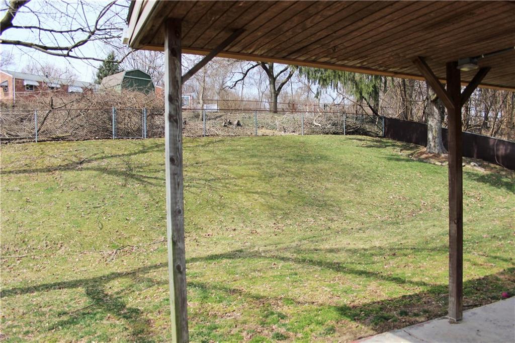 785 Center Road Pittsburgh, PA 15239 - Photo 17 of 19 Fenced In Yard