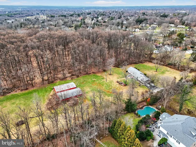a view of a yard with an outdoor space