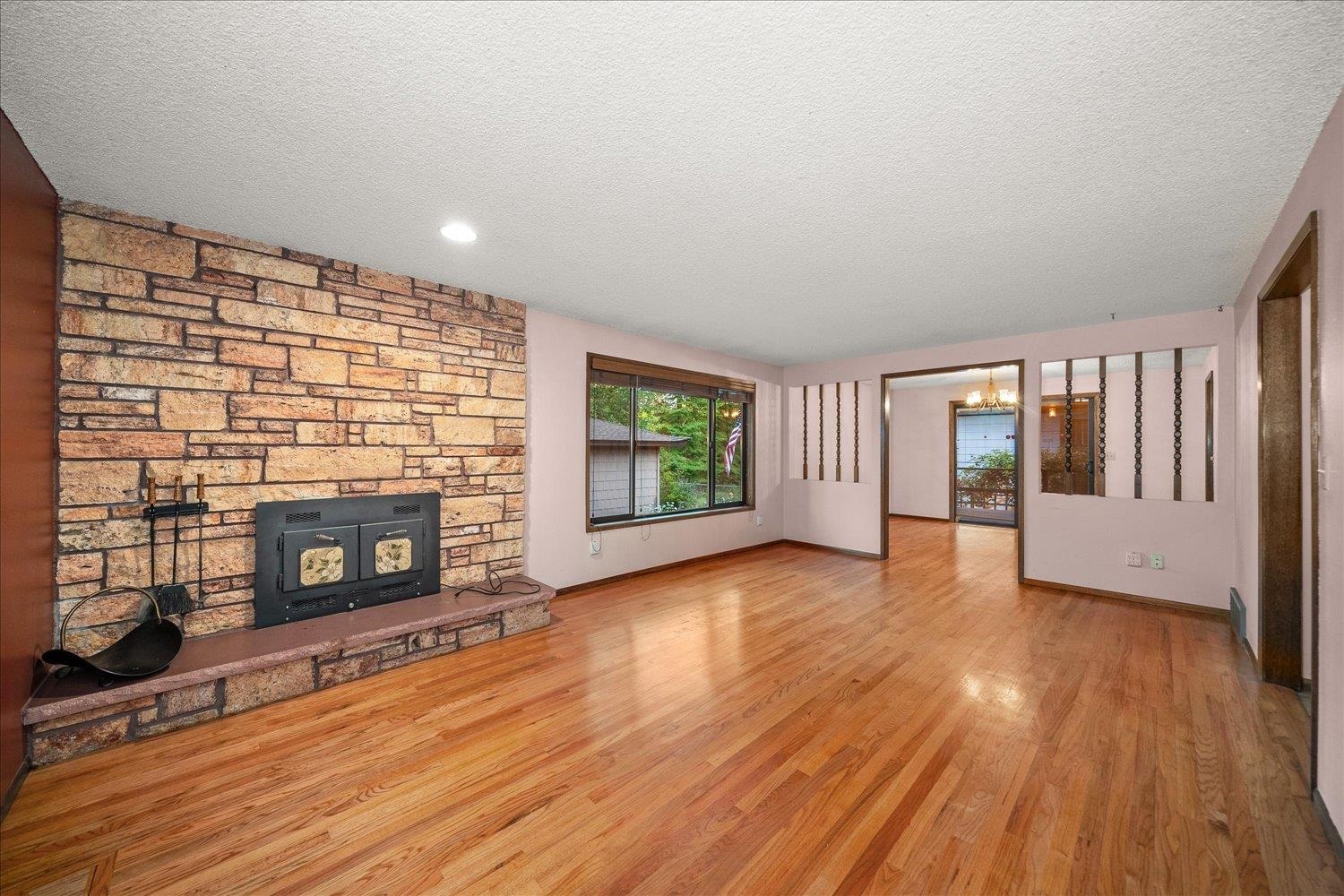 5209 West Myrtlewood Court Spokane, WA 99208 - Photo 6 of 40