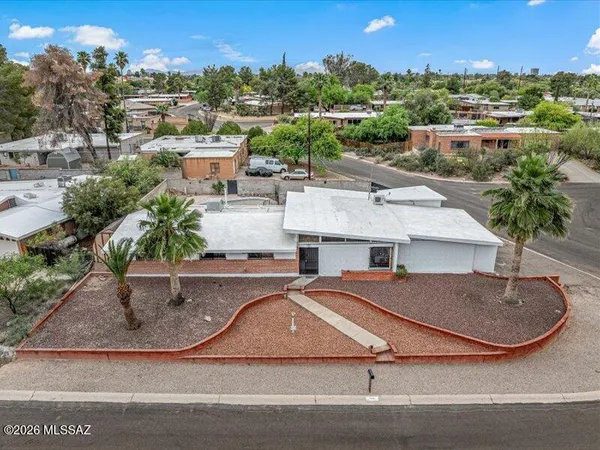 $439,000 | 5940 East North Street, Tucson, AZ 85712