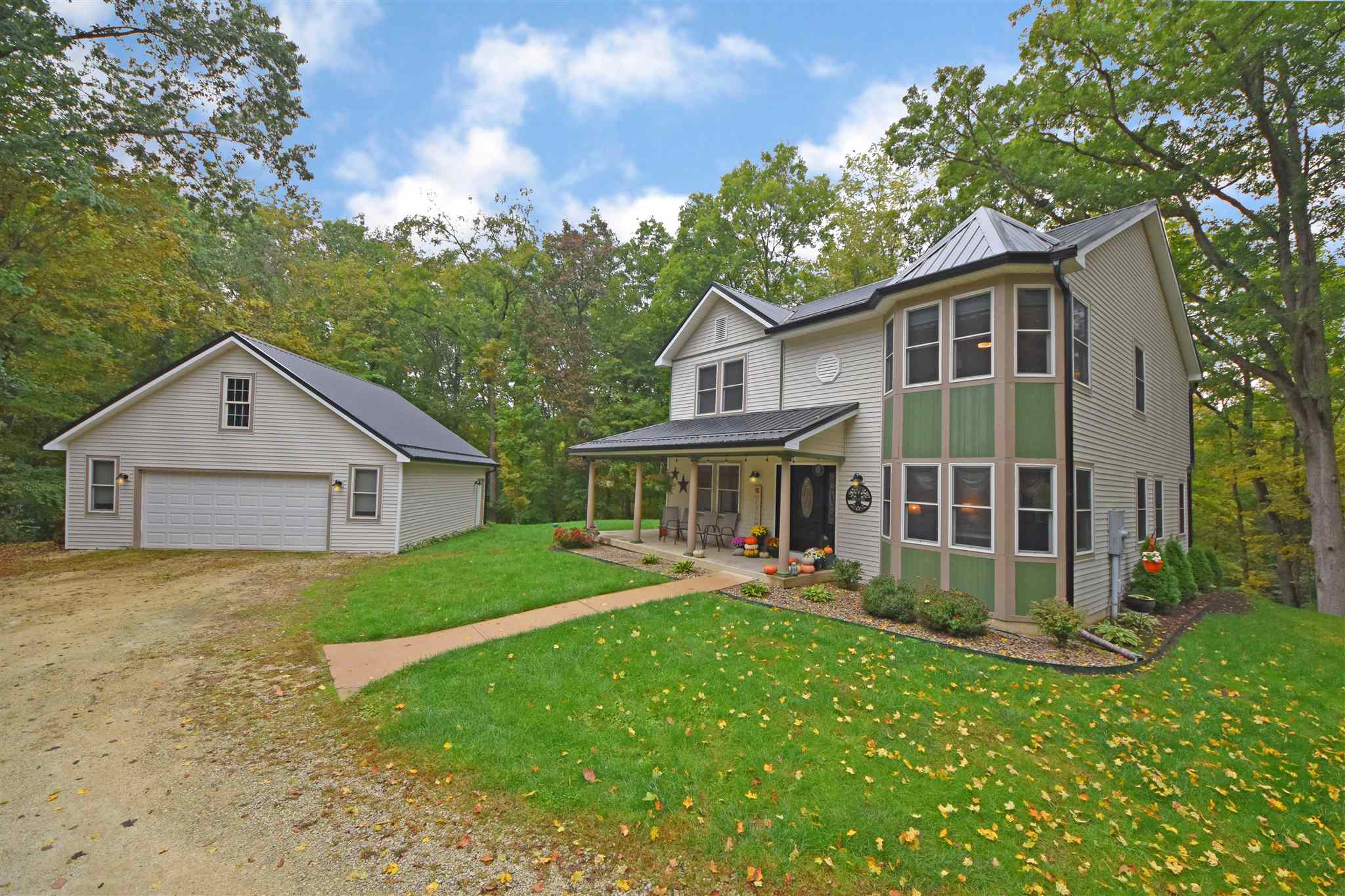 253 West Lamont Road Huntington, IN 46750 - Photo 1 of 36 Gallery Image 1