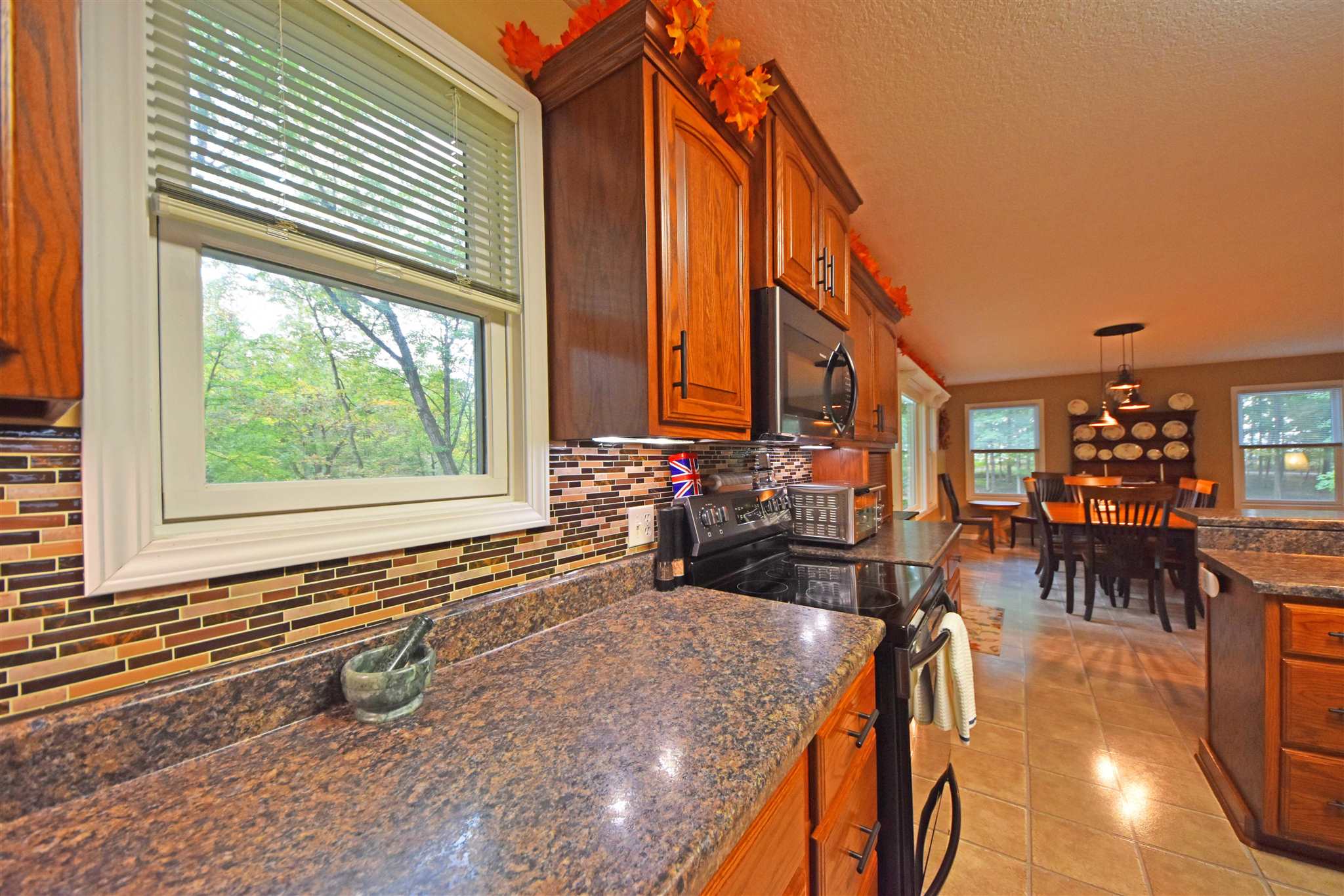 253 West Lamont Road Huntington, IN 46750 - Photo 14 of 36 Gallery Image 14
