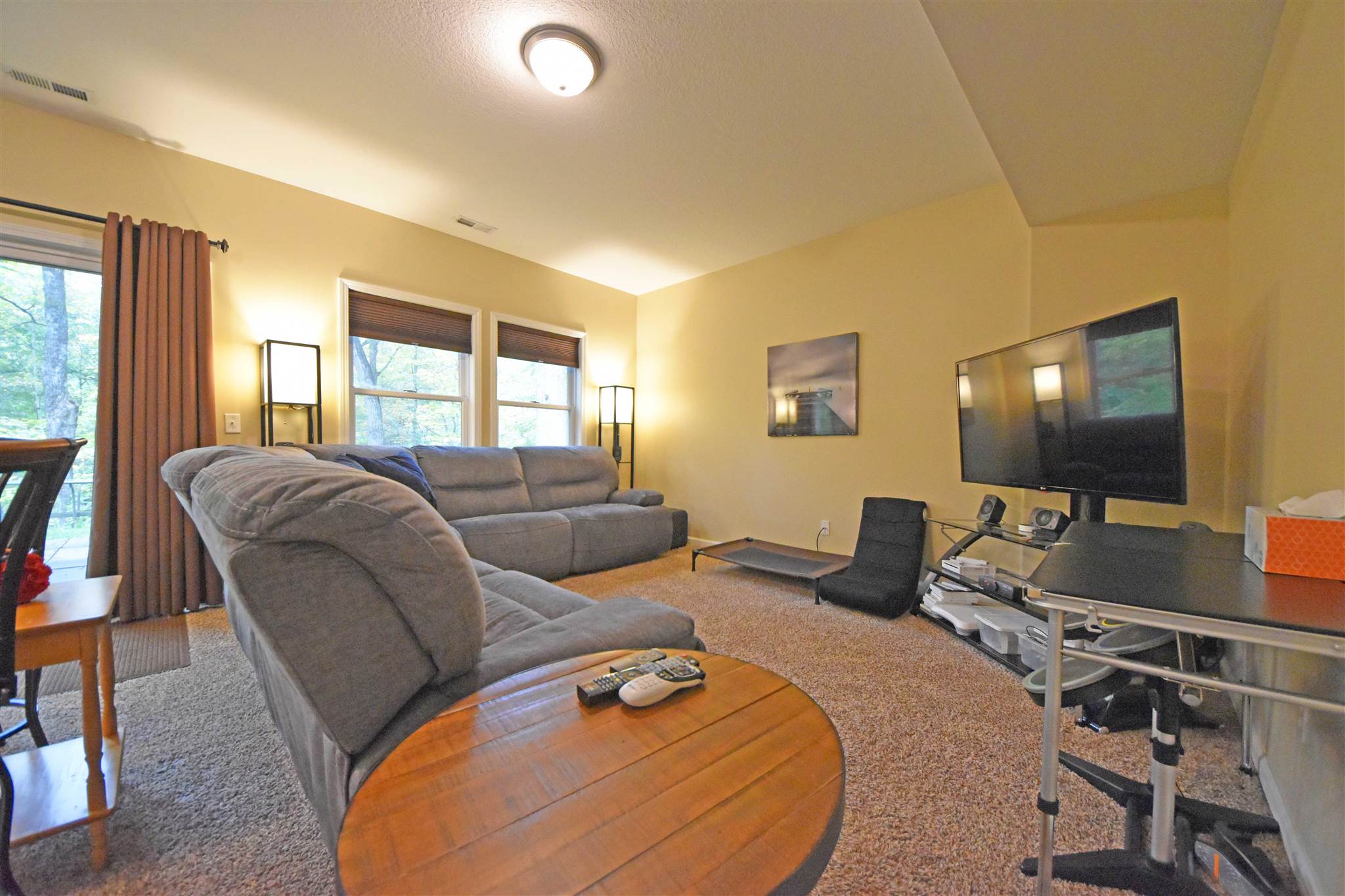253 West Lamont Road Huntington, IN 46750 - Photo 17 of 36 Gallery Image 17