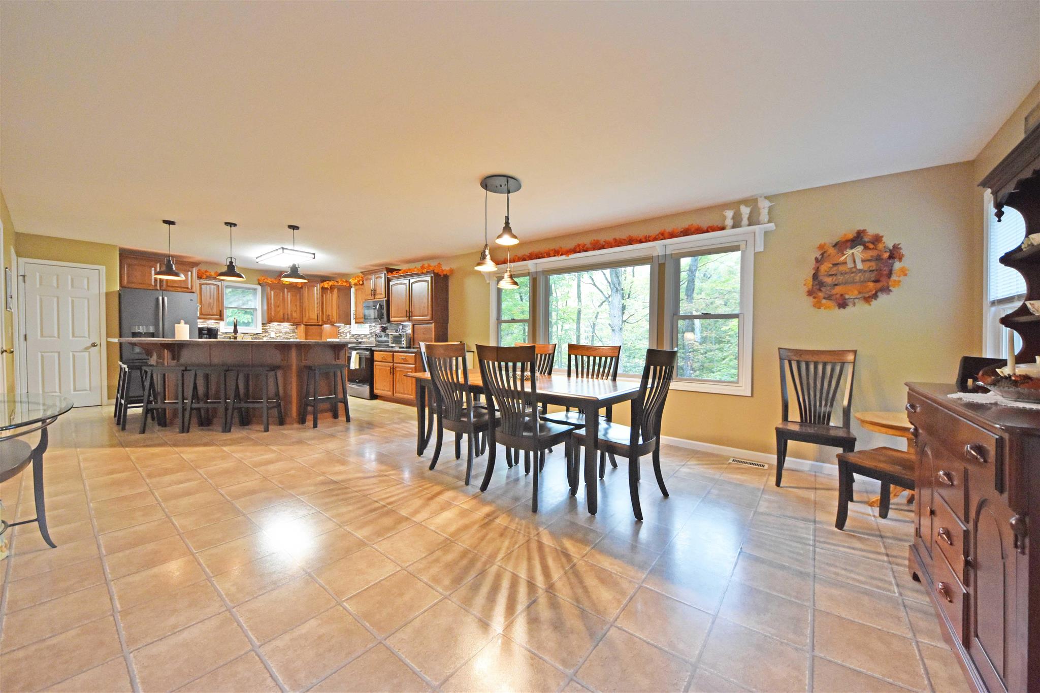 253 West Lamont Road Huntington, IN 46750 - Photo 3 of 36 Gallery Image 3