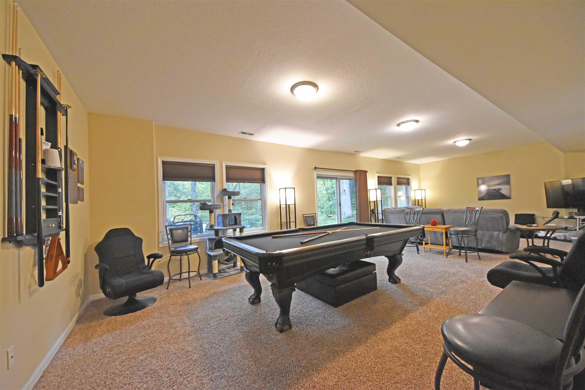 253 West Lamont Road Huntington, IN 46750 - Photo 4 of 36 Gallery Image 4