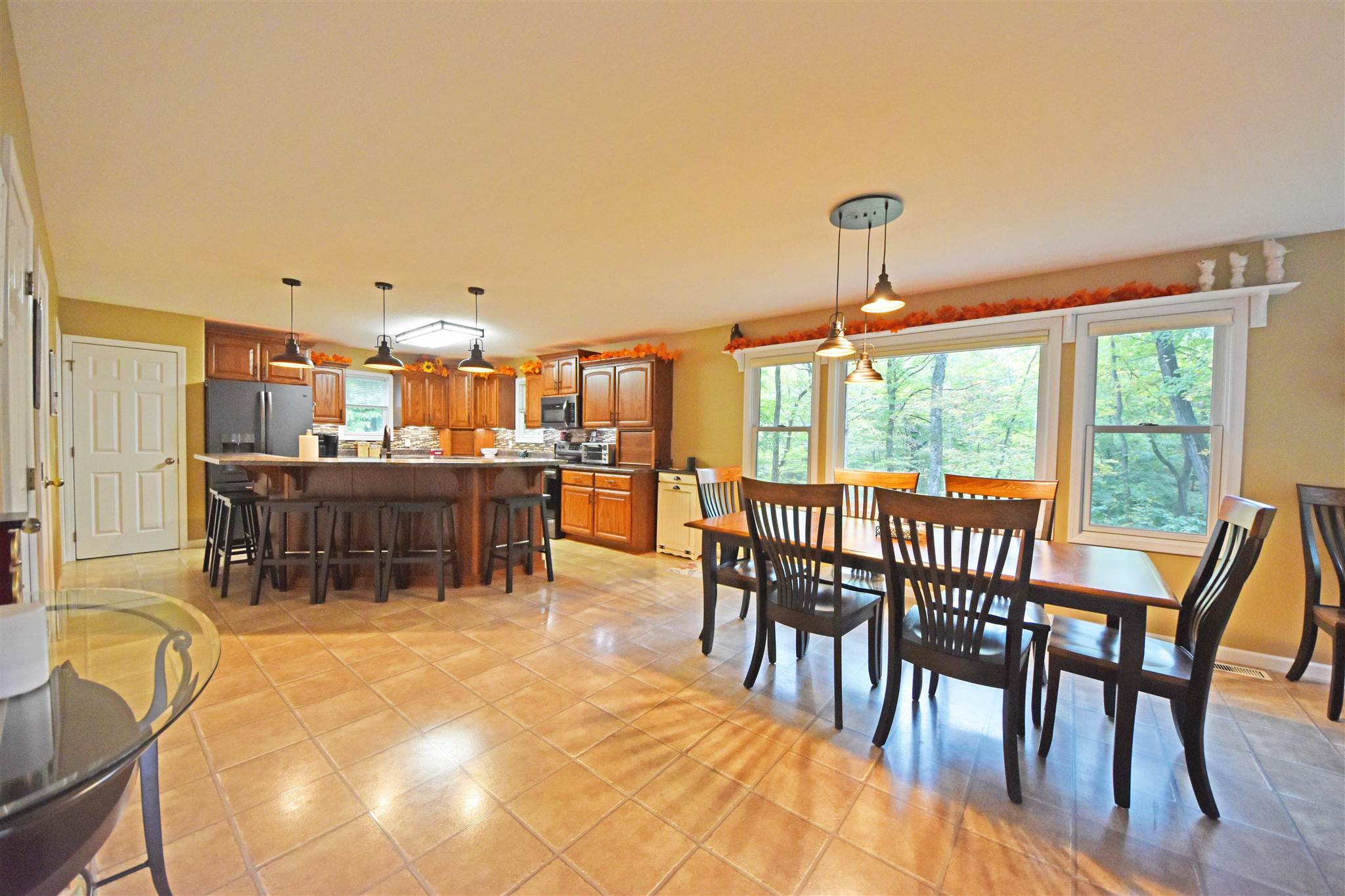 253 West Lamont Road Huntington, IN 46750 - Photo 10 of 36 Gallery Image 10