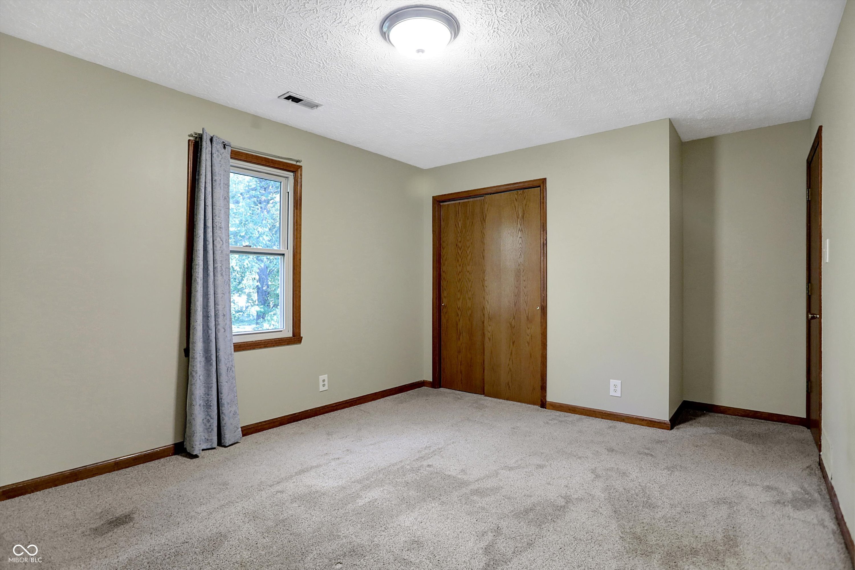 7631 Lippincott Way Indianapolis, IN 46268 - Photo 19 of 33