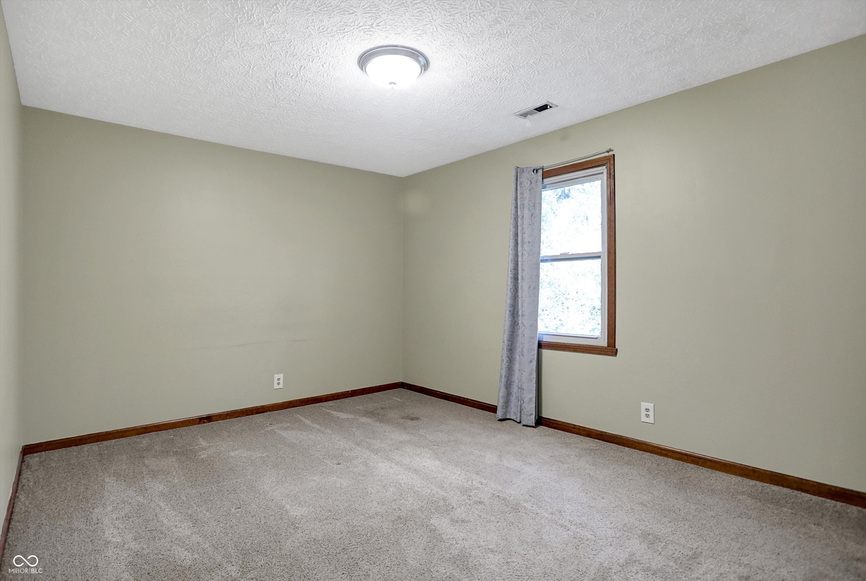 7631 Lippincott Way Indianapolis, IN 46268 - Photo 20 of 33