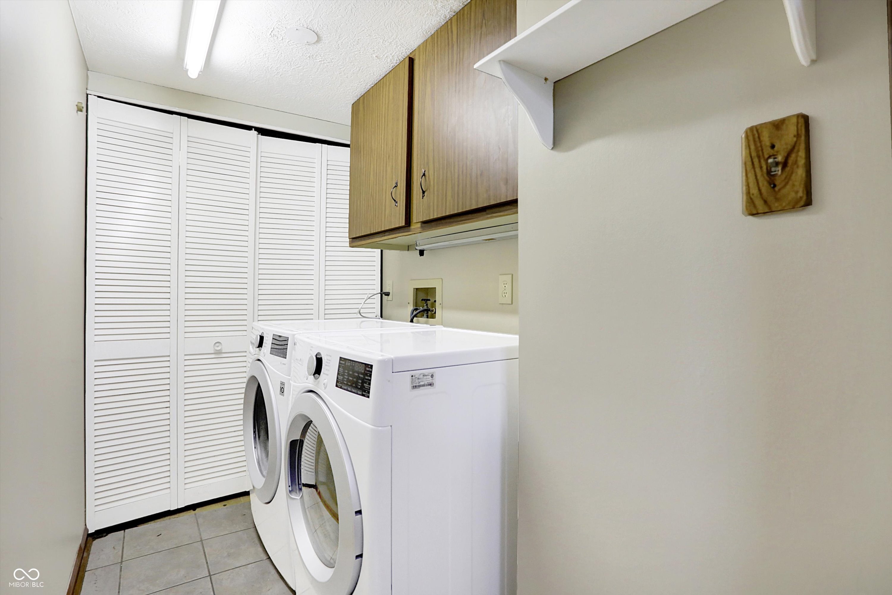 7631 Lippincott Way Indianapolis, IN 46268 - Photo 24 of 33