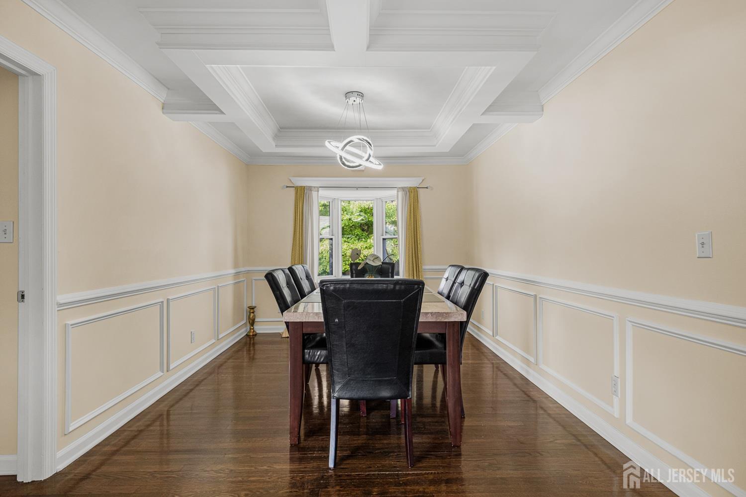 56 Rieder Road Edison, NJ 08817 - Photo 11 of 24 Gallery Image 11