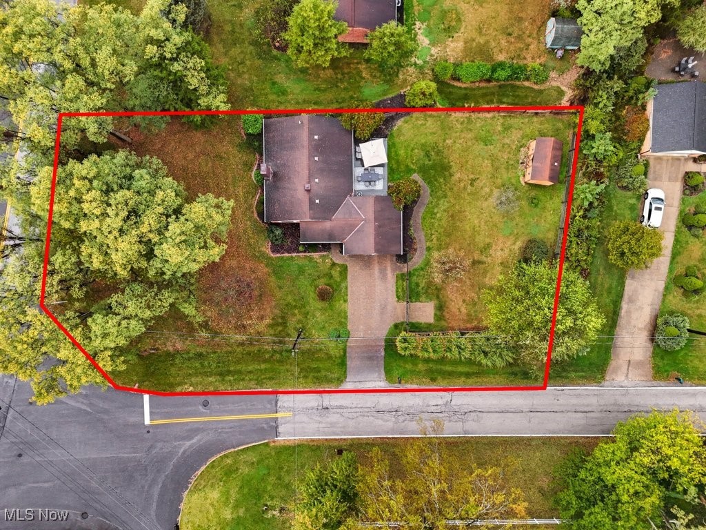 6753 Mill Road Brecksville, OH 44141 - Photo 2 of 34 Aerial overview of property's location featuring property boundaries highlighted