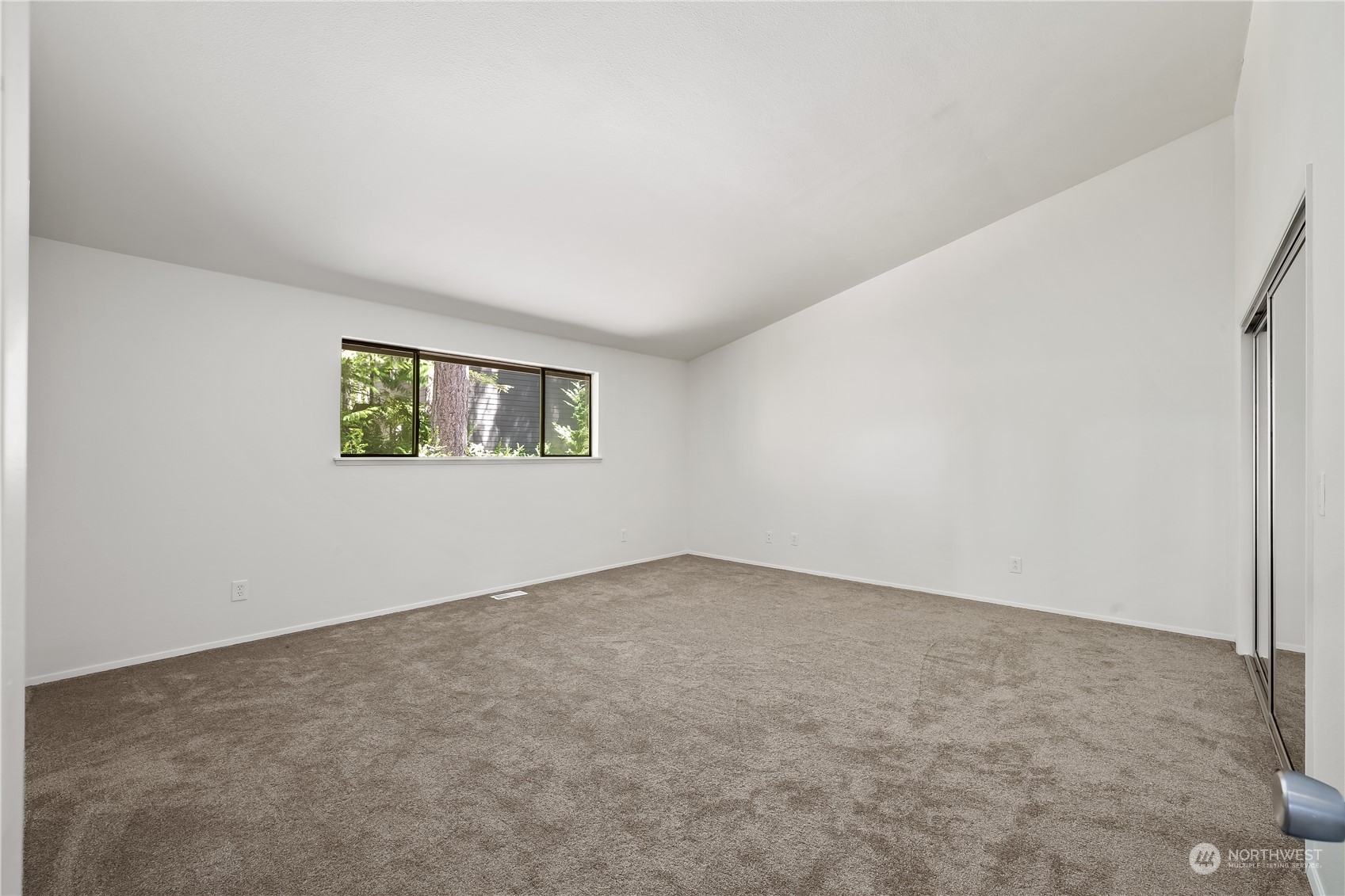 530 East Phillips Lake Loop Road Shelton, WA 98584 - Photo 18 of 32 Gallery Image 18