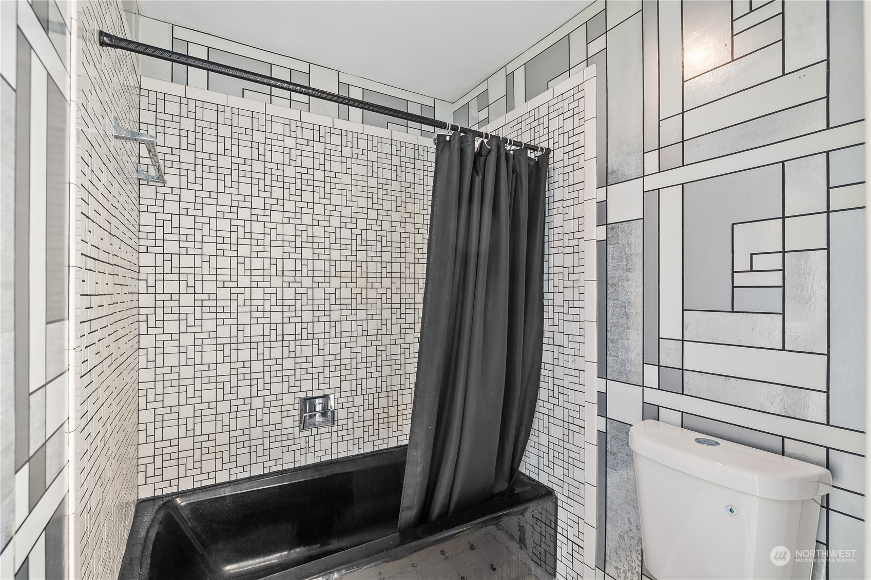 530 East Phillips Lake Loop Road Shelton, WA 98584 - Photo 28 of 32 Gallery Image 28