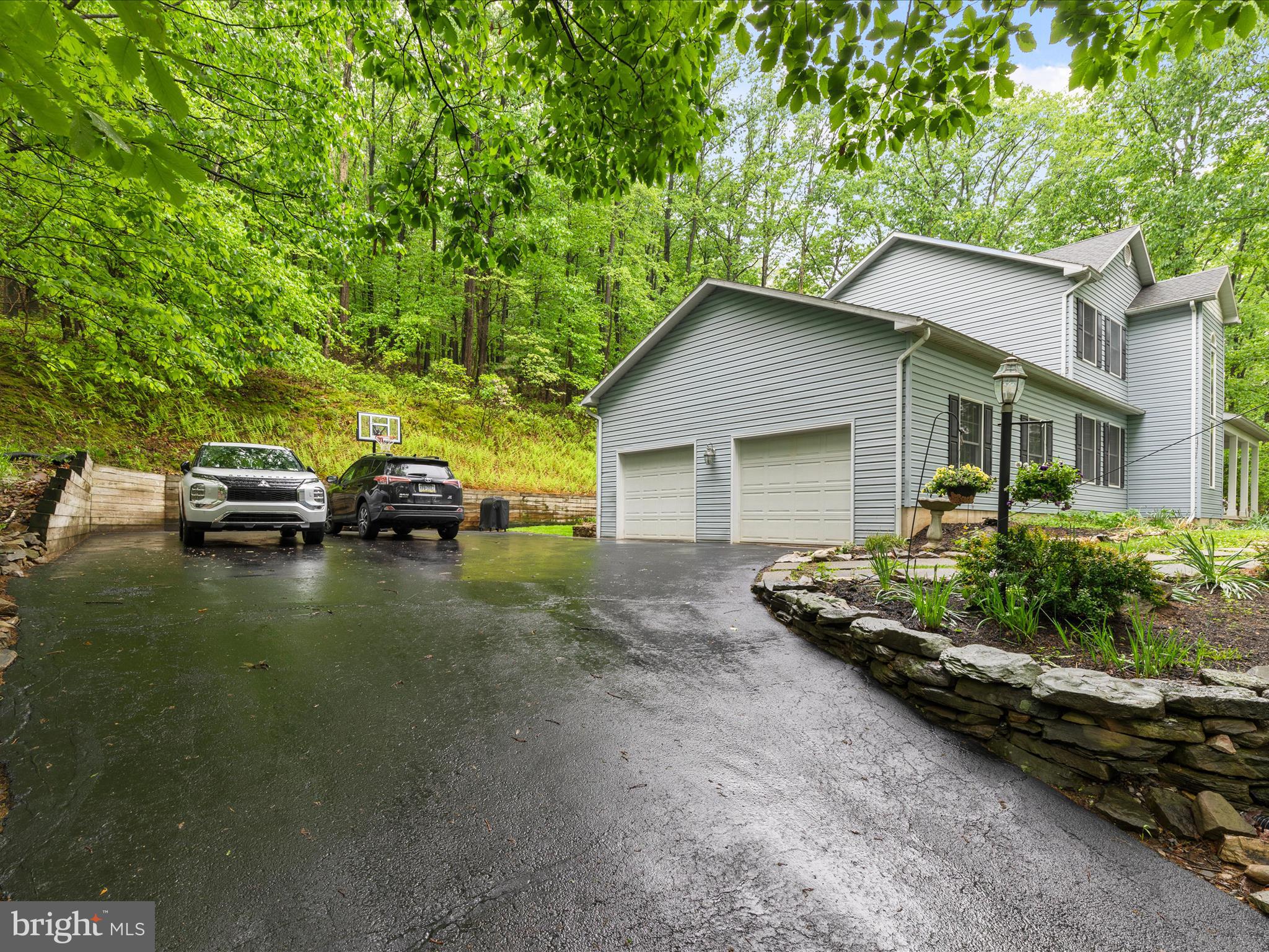 1223 Kuhn Road Boiling Springs, PA 17007 - Photo 4 of 46 Gallery Image 4