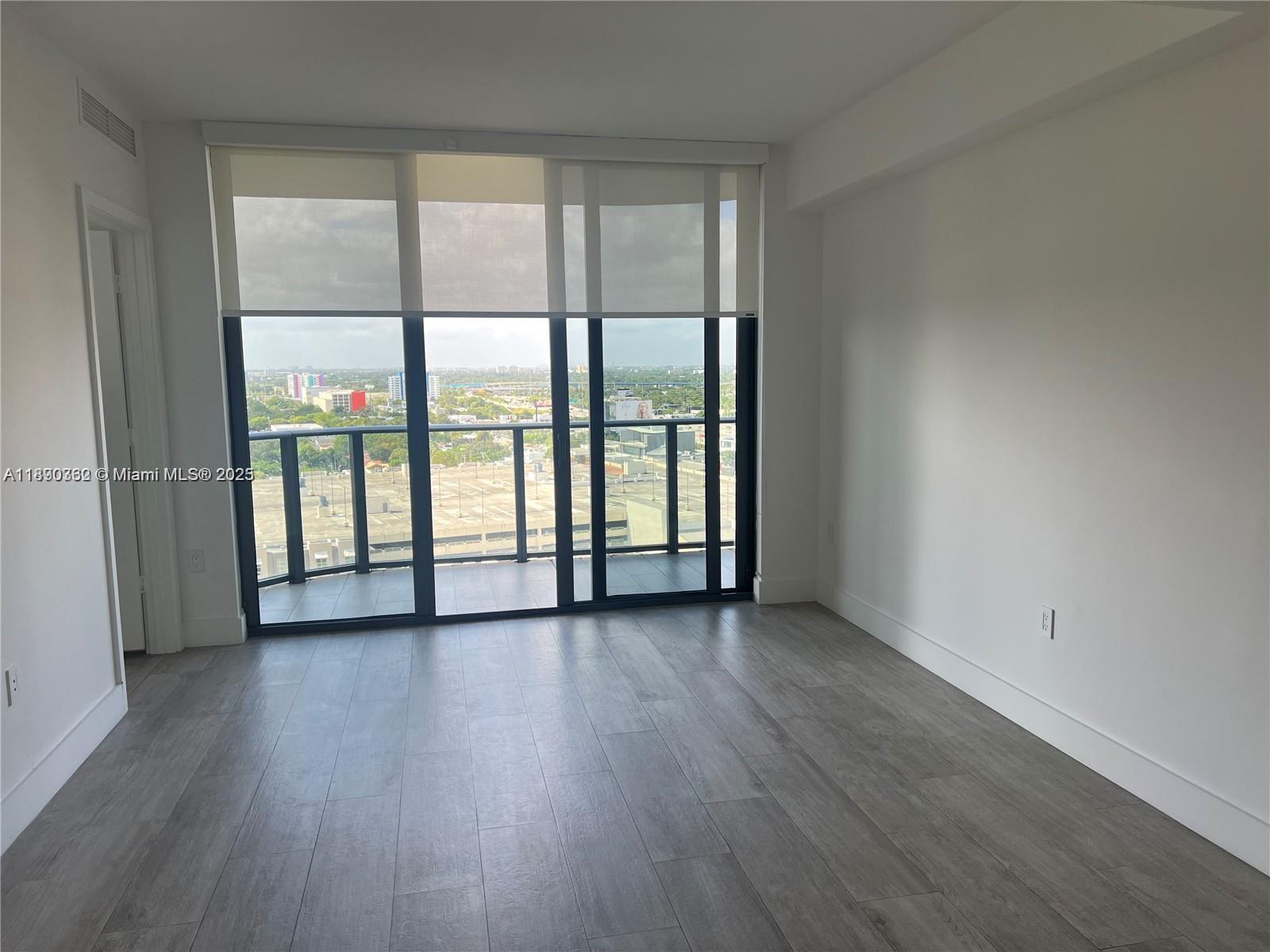 121 Northeast 34th Street, Unit 1610 Miami, FL 33137 - Photo 11 of 34