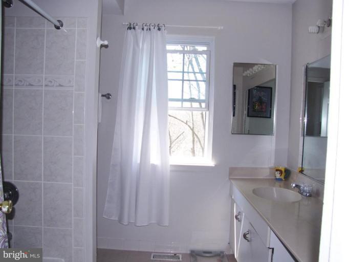 7383 Kindler Road Columbia, MD 21046 - Photo 15 of 22 Bath #2