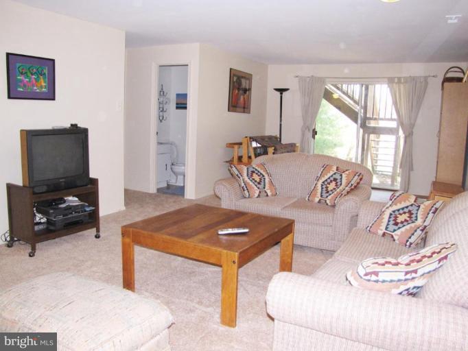 7383 Kindler Road Columbia, MD 21046 - Photo 17 of 22 Recreation Room