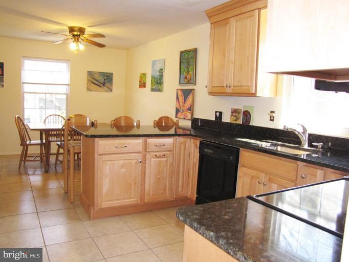 7383 Kindler Road Columbia, MD 21046 - Photo 5 of 22 Kitchen