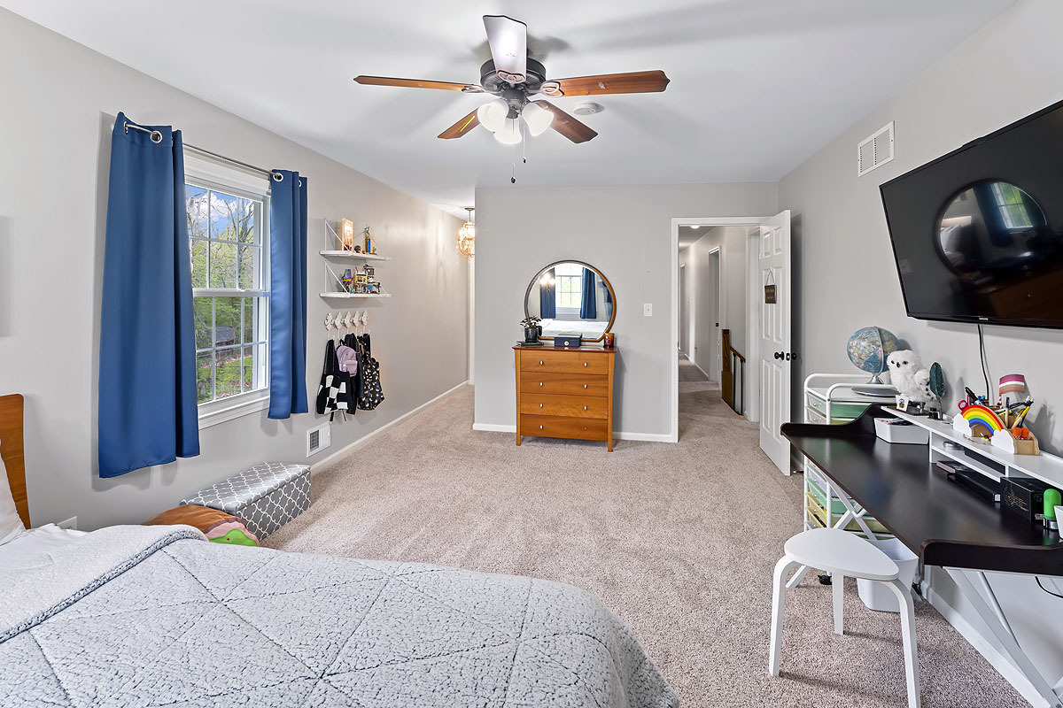 4412 Dickson Road Indianapolis, IN 46226 - Photo 22 of 37 Gallery Image 22
