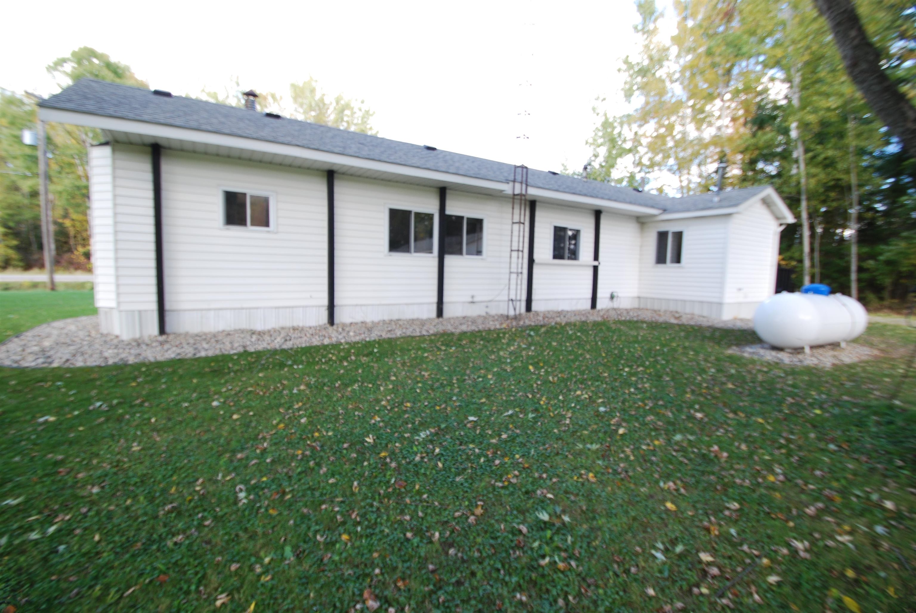 3276 East Sage Lake Road Lupton, MI 48635 - Photo 2 of 47 1951488-217ac94d-17cd-4597-9a45-8a2e3794a170.JPG