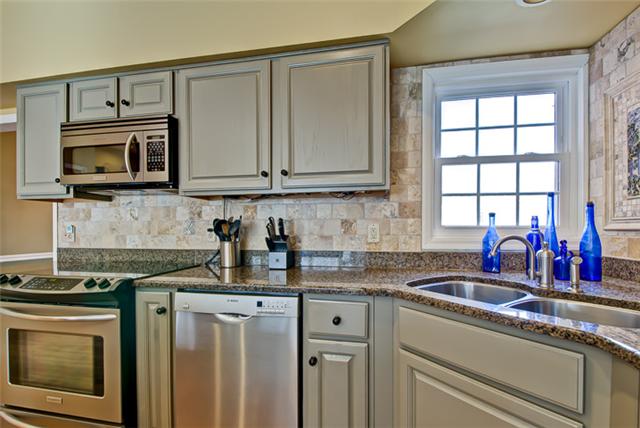 618 Rutherford Lane Franklin, TN 37064 - Photo 11 of 20 Gallery Image 11