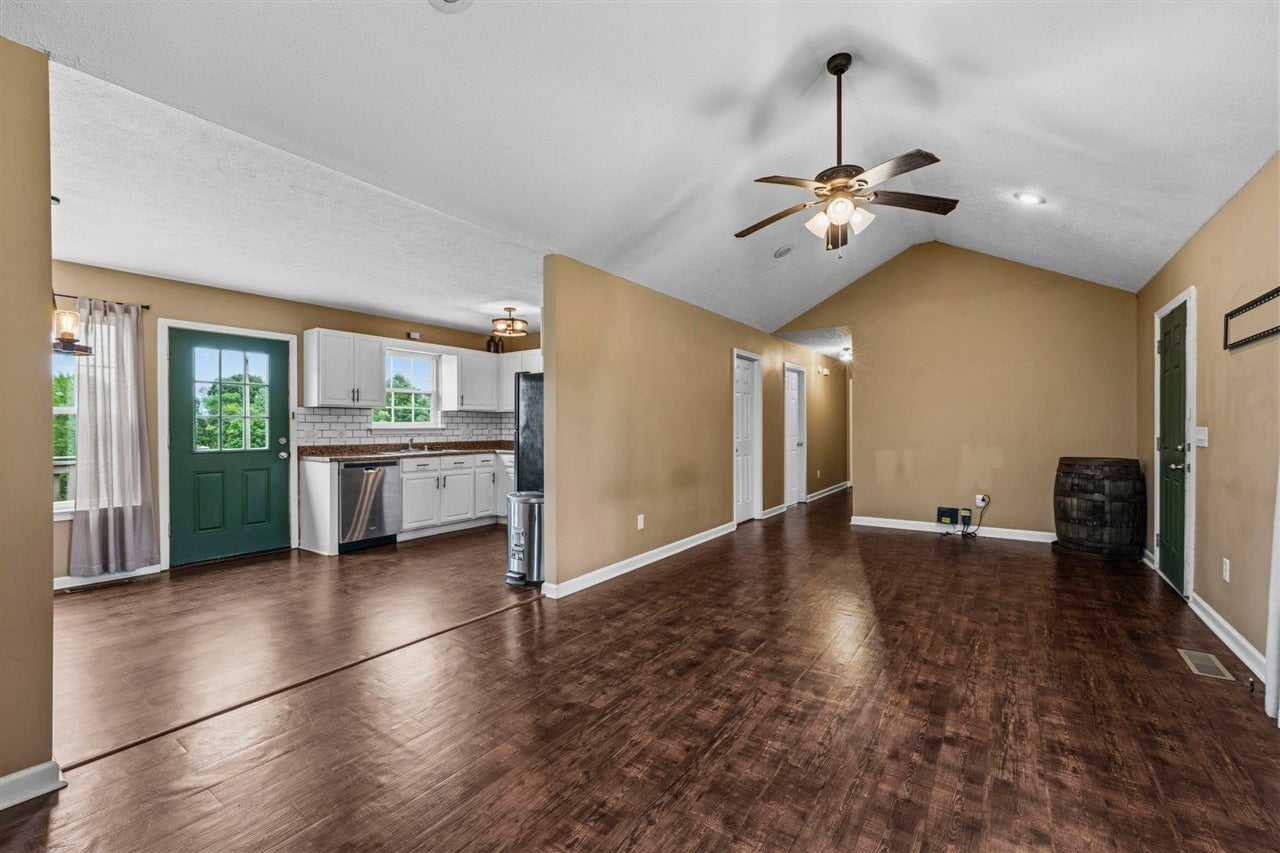 356 Blunt Ford Road Adolphus, KY 42120 - Photo 5 of 38 Gallery Image 5