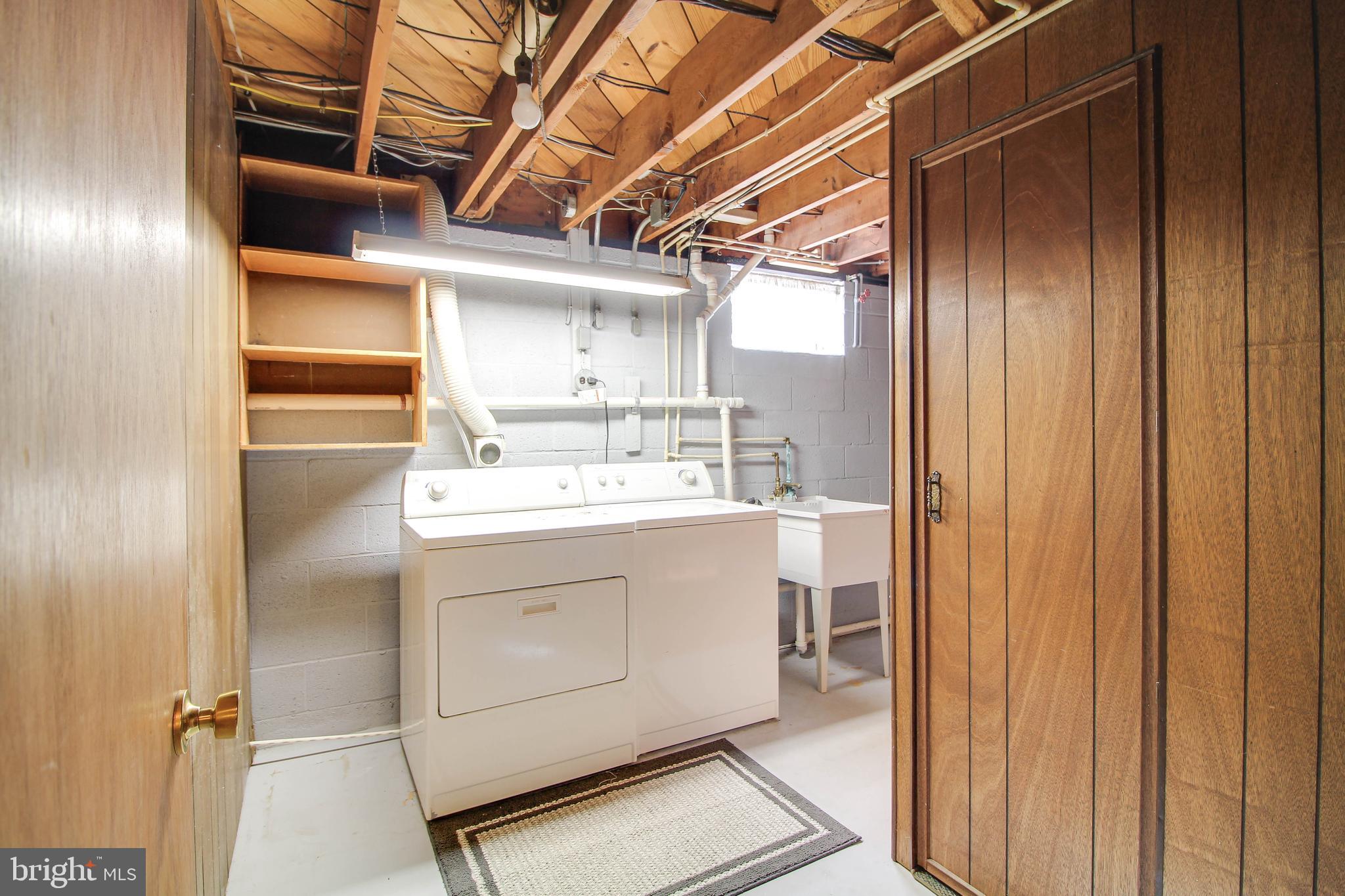15753 Dover Road Upperco, MD 21155 - Photo 51 of 61 Laundry & utility sink