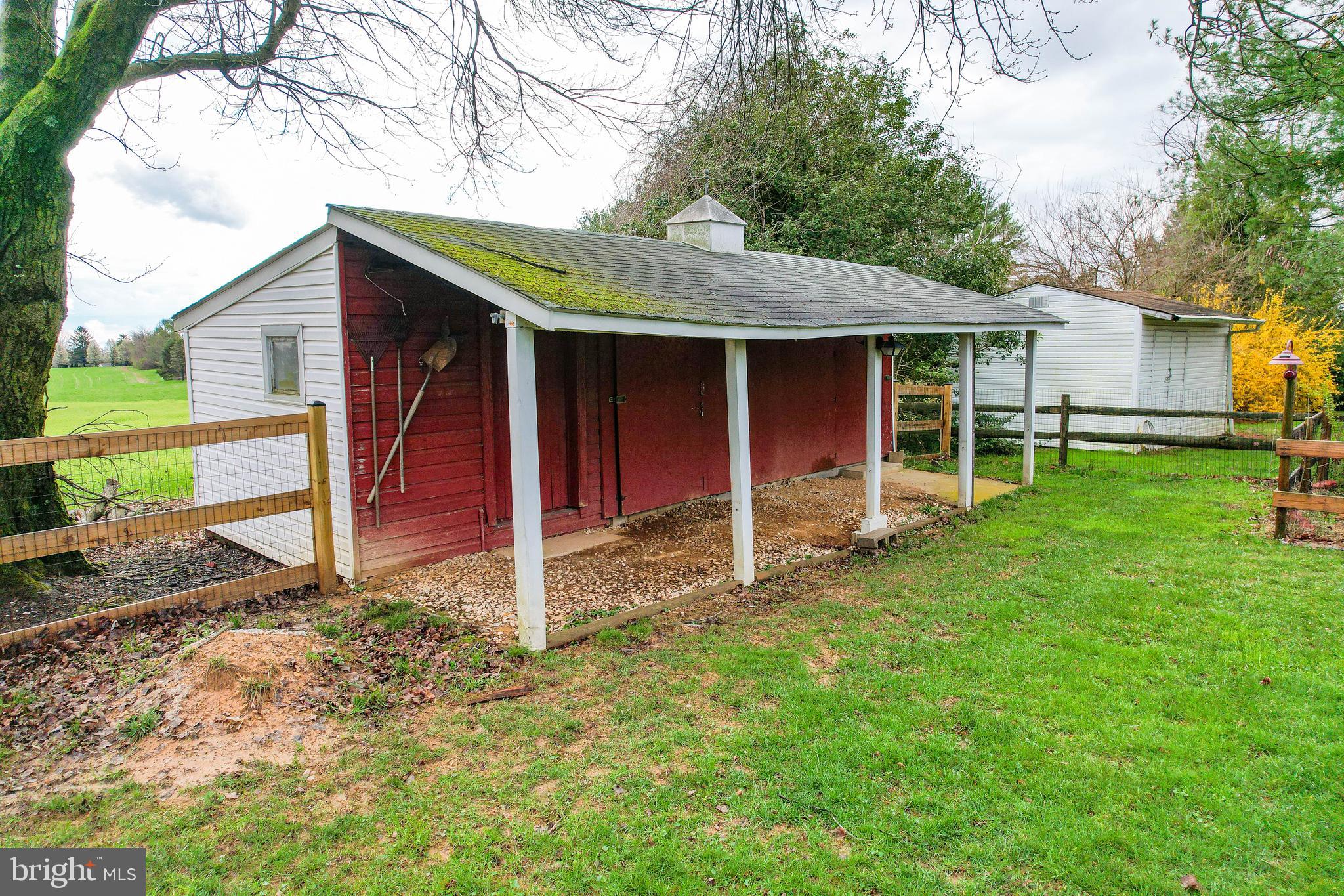 15753 Dover Road Upperco, MD 21155 - Photo 54 of 61 Pony barn/storage behind garage