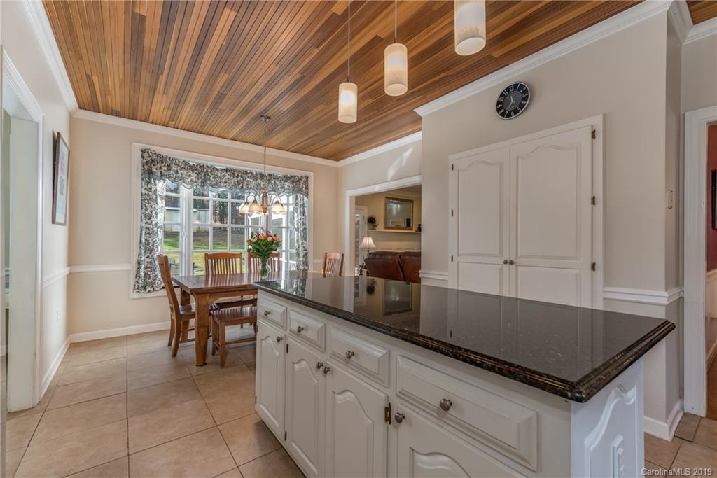 245 Anne Street Rutherfordton, NC 28139 - Photo 4 of 33