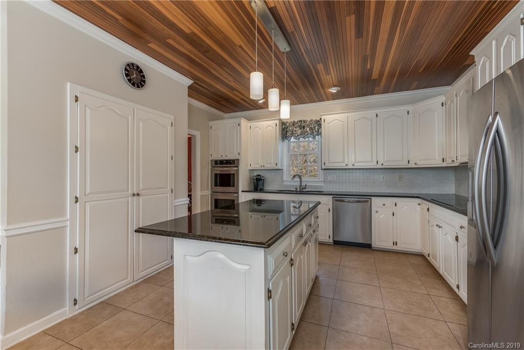 245 Anne Street Rutherfordton, NC 28139 - Photo 5 of 33