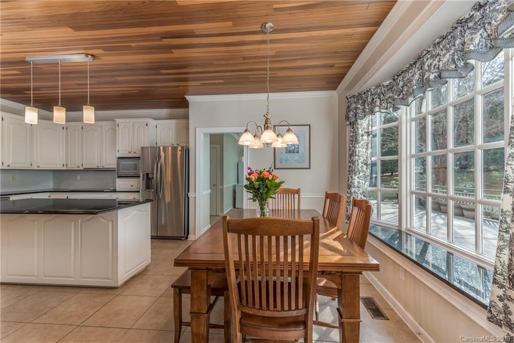 245 Anne Street Rutherfordton, NC 28139 - Photo 6 of 33