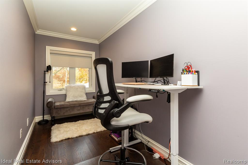 52679 Shelby Road Utica, MI 48316 - Photo 27 of 64 Gallery Image 27