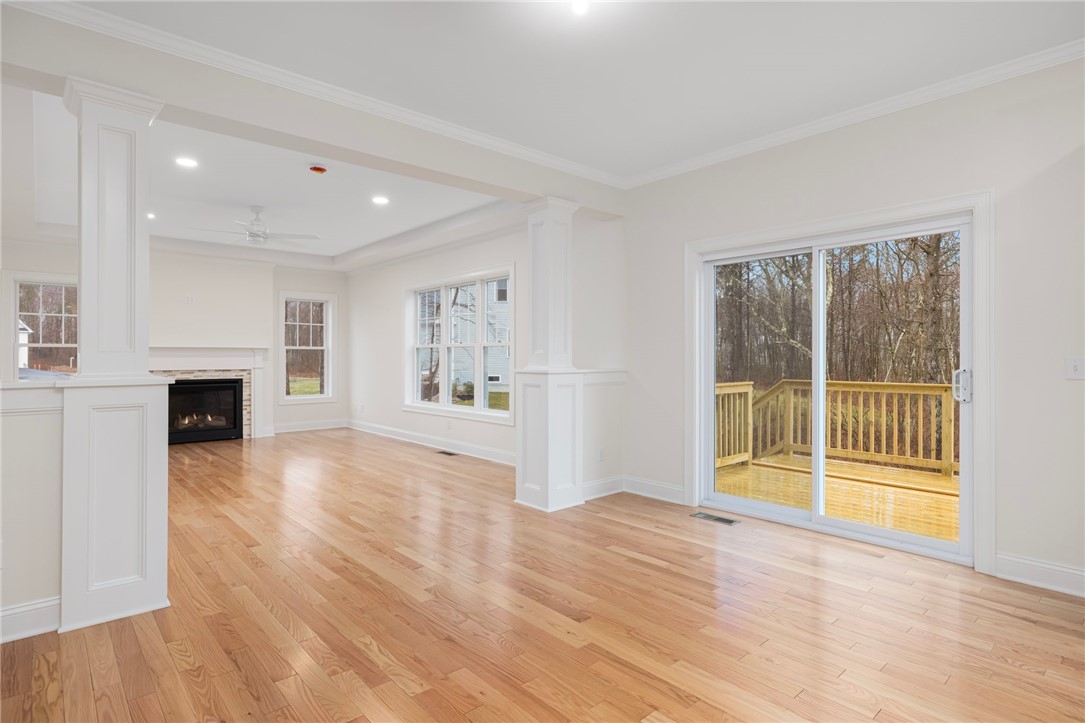 64 Cardinal Road Cranston, RI 02921 - Photo 11 of 31