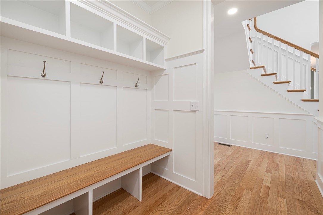 64 Cardinal Road Cranston, RI 02921 - Photo 23 of 31