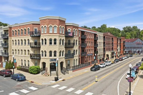 $569,900 | 350 Main Street North, Unit 446, Stillwater, MN 55082