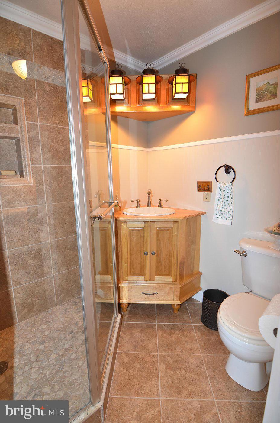 7716 Baggins Road Hanover, MD 21076 - Photo 23 of 30 Bath