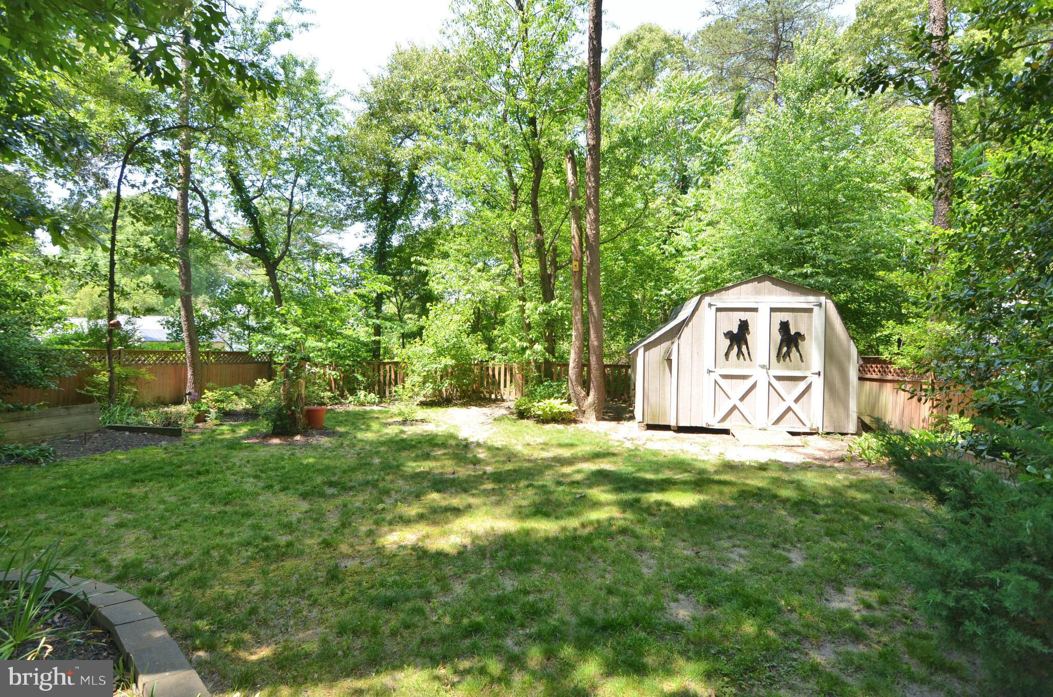 7716 Baggins Road Hanover, MD 21076 - Photo 28 of 30 Exterior (Rear)