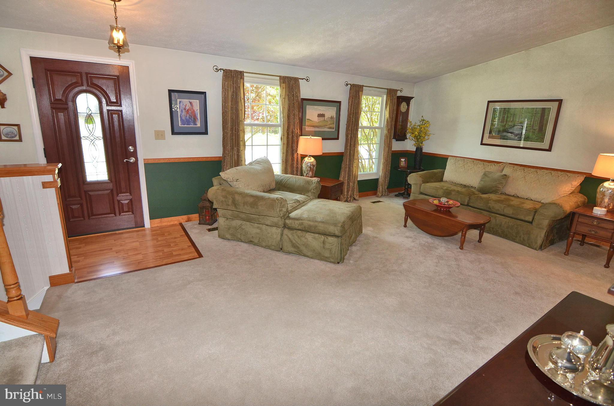 7716 Baggins Road Hanover, MD 21076 - Photo 7 of 30 Living Room