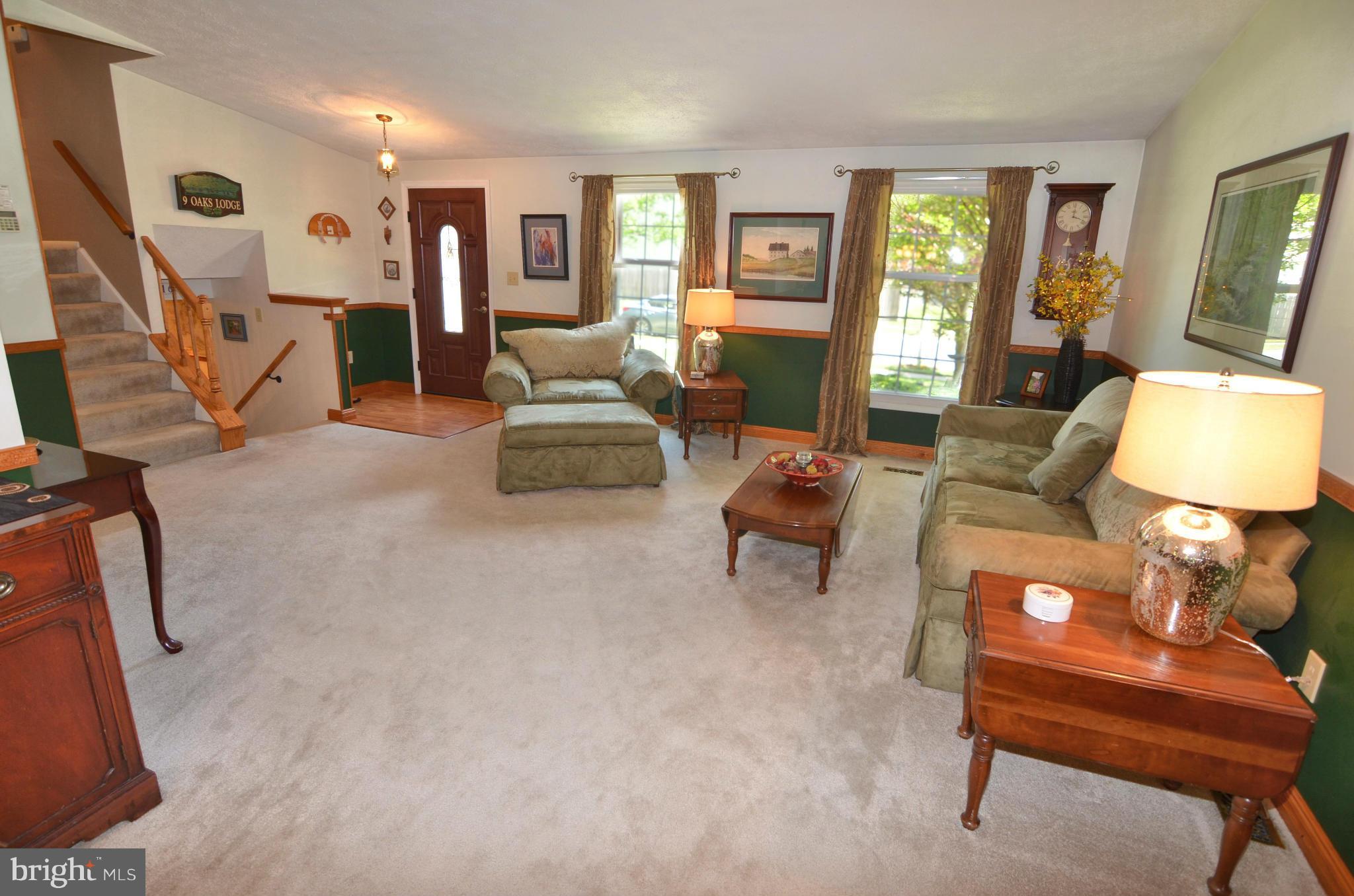 7716 Baggins Road Hanover, MD 21076 - Photo 8 of 30 Living Room