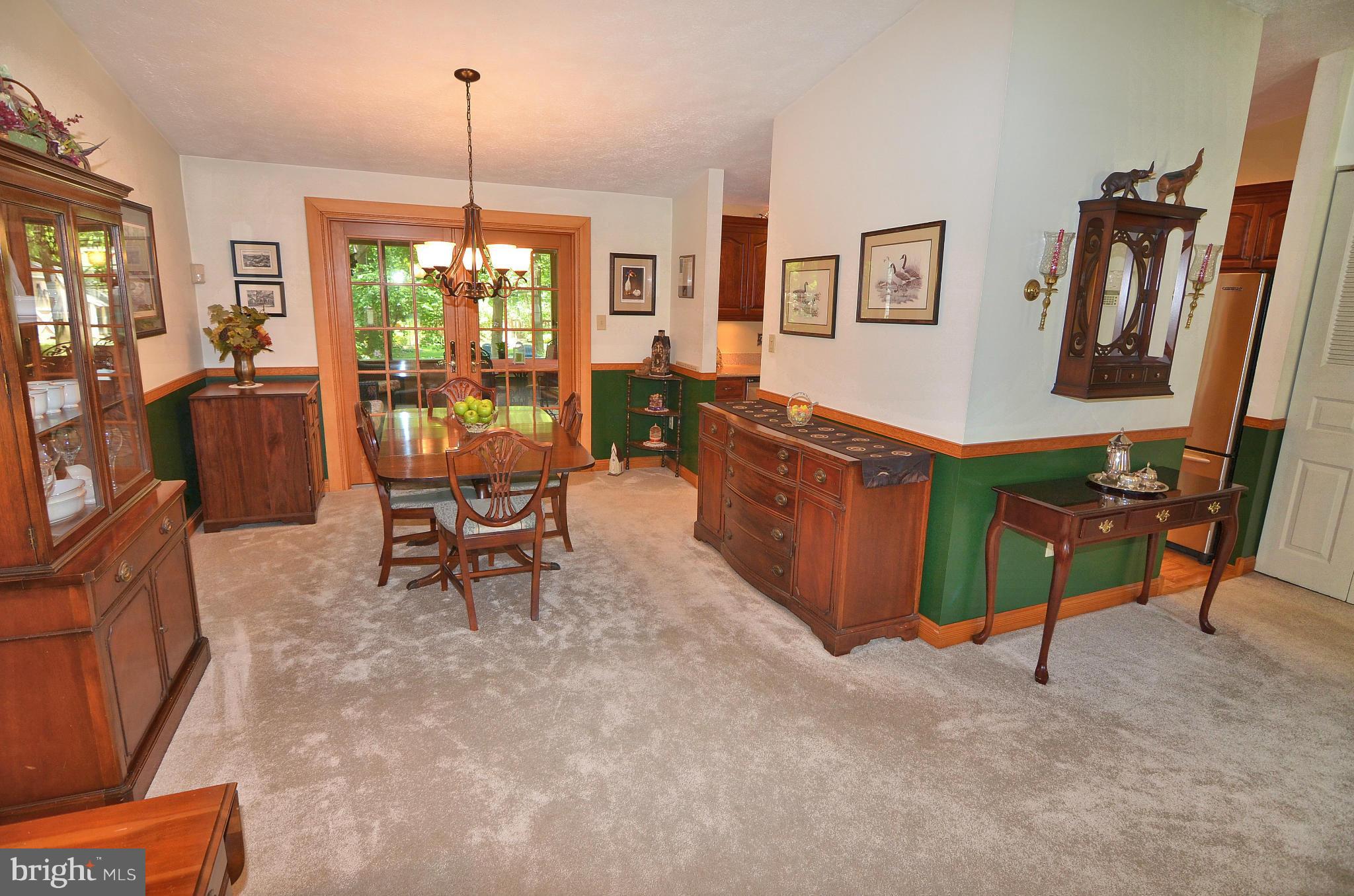 7716 Baggins Road Hanover, MD 21076 - Photo 9 of 30 Living Room