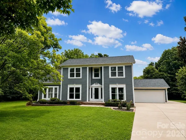 $650,000 | 19226 Brookgreen Garden Place, Cornelius, NC 28031