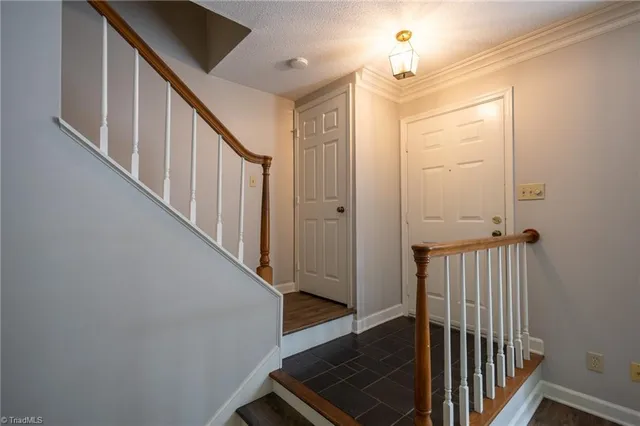 $1,600 | 102 Wafco Lane, Greensboro, NC 27401