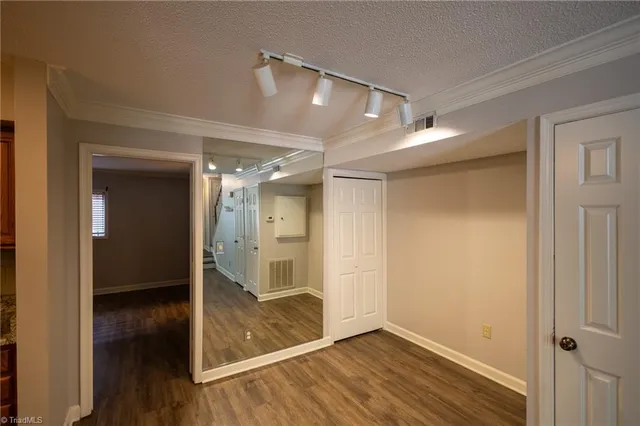 $1,600 | 102 Wafco Lane, Greensboro, NC 27401