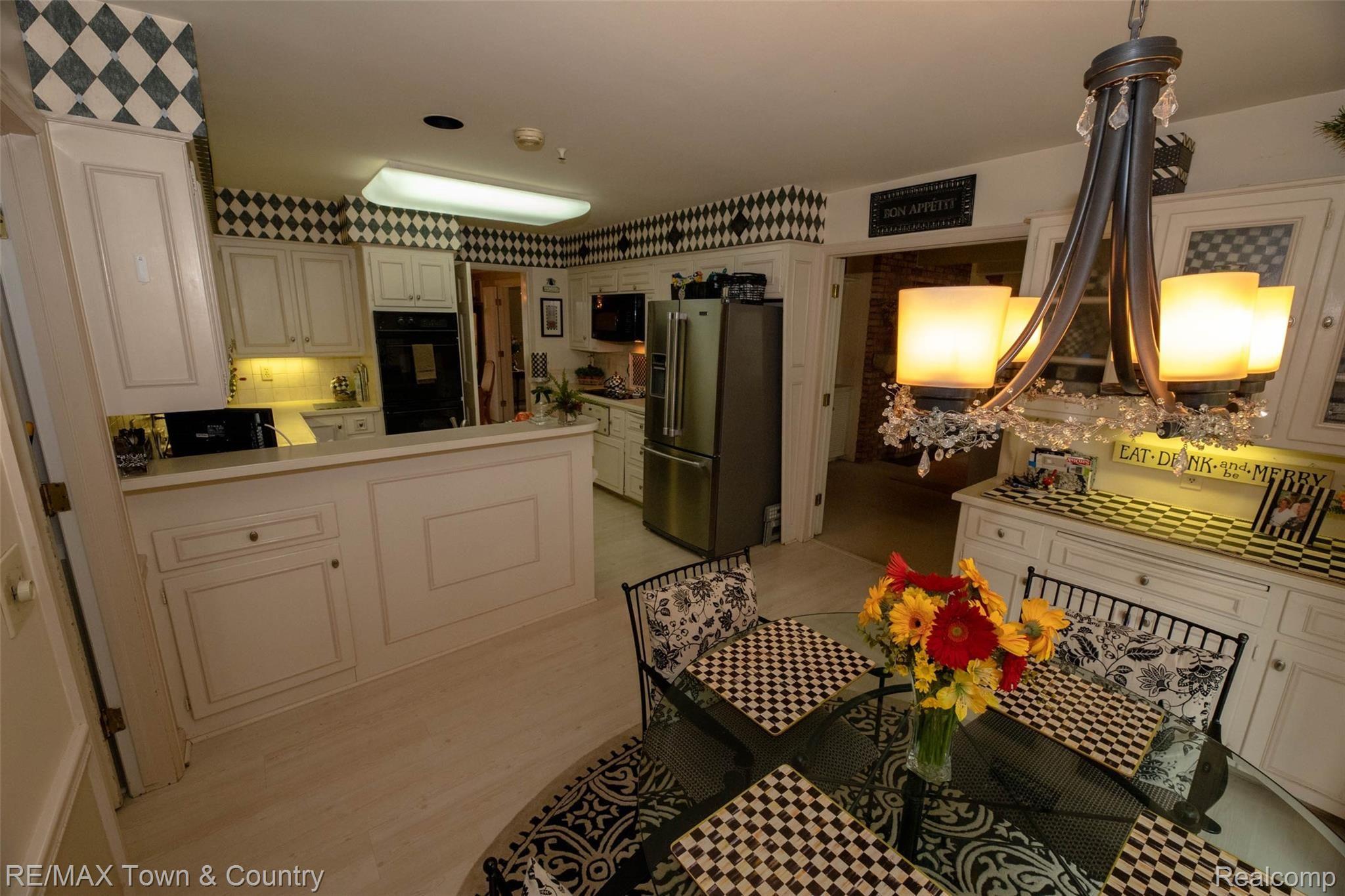 1227 Rocky Ridge Trail Flint, MI 48532 - Photo 21 of 80 23.jpg