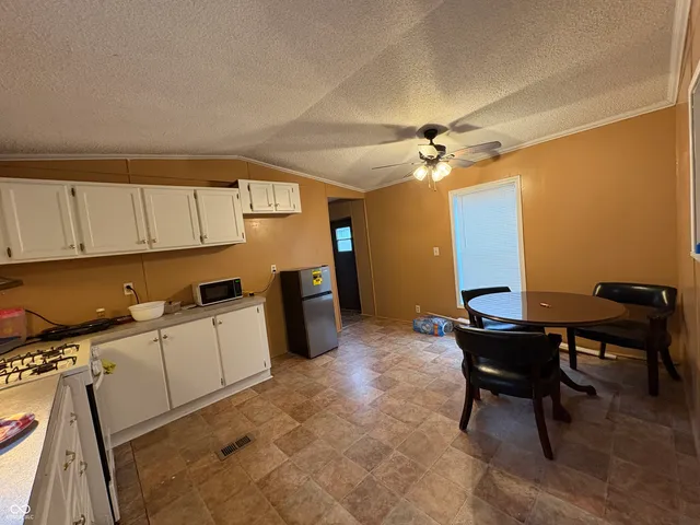 $105,000 | 258 Ole Rocking Chair Way, Cloverdale, IN 46120