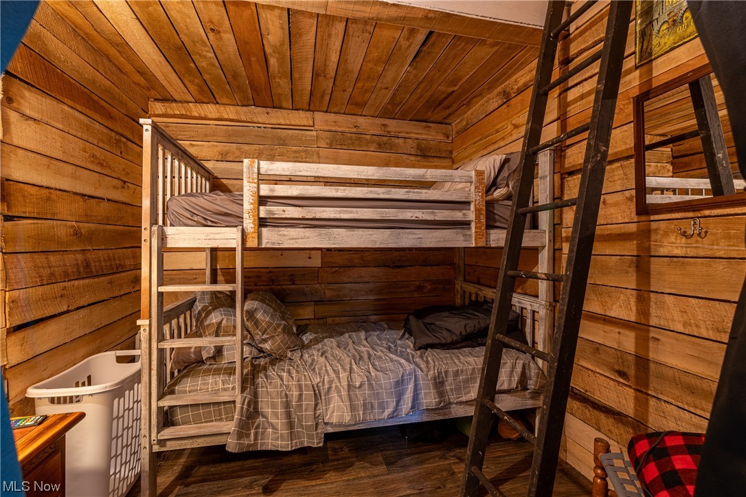 13244 Girdled Road Painesville, OH 44077 - Photo 34 of 35 Inside Cabin
