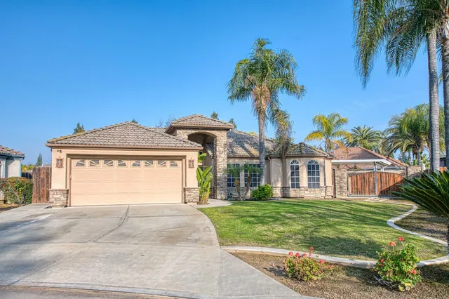 $525,000 | 6246 North Capri Court, Fresno, CA 93711