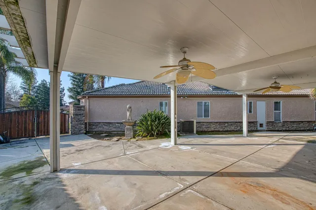 $525,000 | 6246 North Capri Court, Fresno, CA 93711