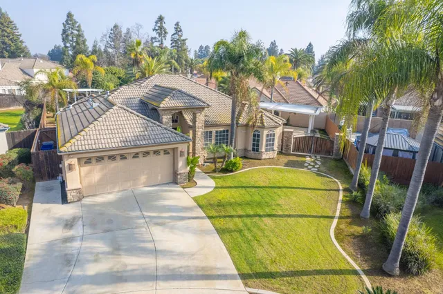$525,000 | 6246 North Capri Court, Fresno, CA 93711