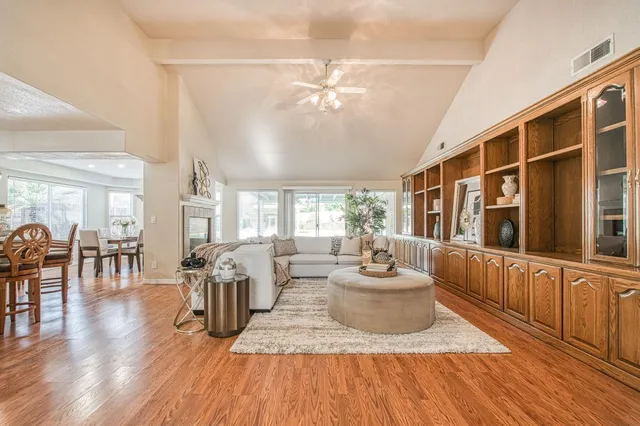 $525,000 | 6246 North Capri Court, Fresno, CA 93711